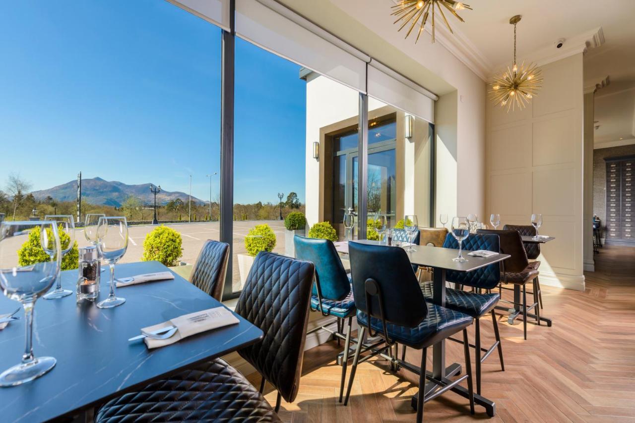 Killarney Oaks Hotel ภายนอก รูปภาพ