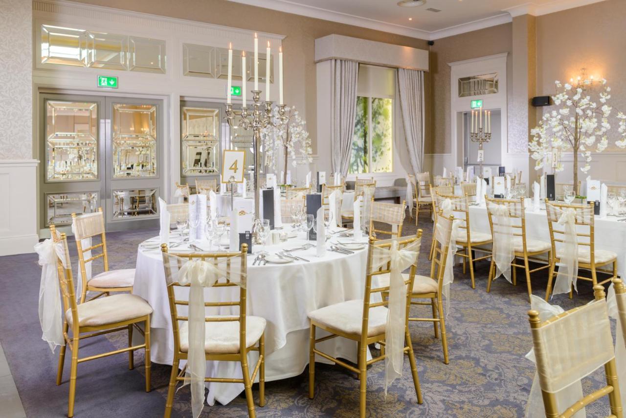 Killarney Oaks Hotel ภายนอก รูปภาพ