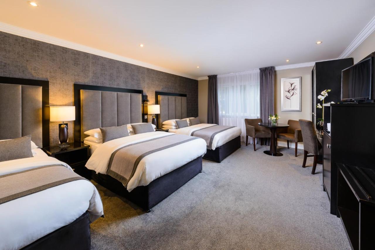 Killarney Oaks Hotel ภายนอก รูปภาพ
