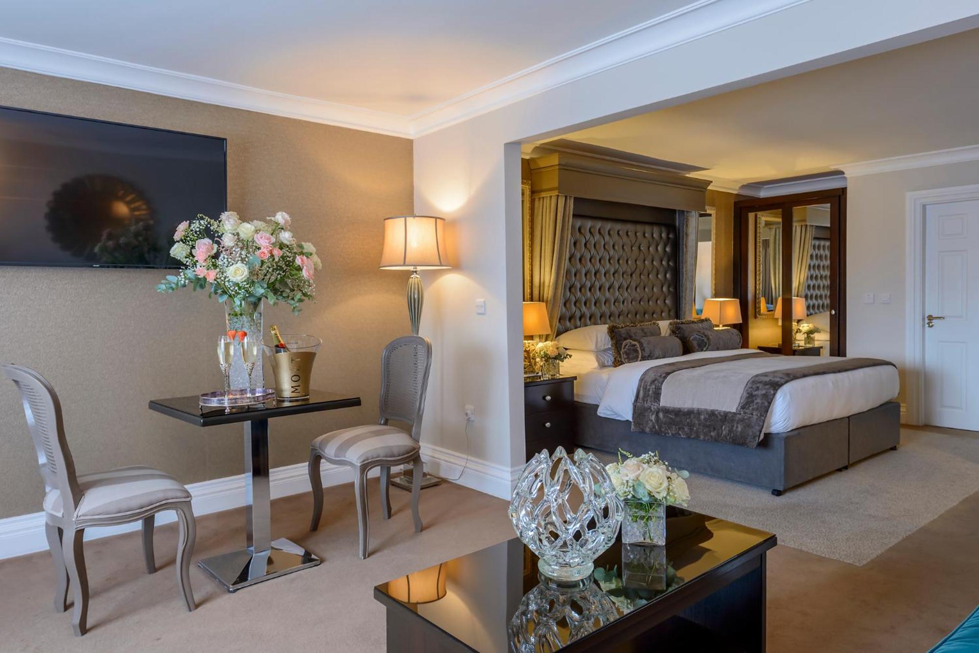 Killarney Oaks Hotel ภายนอก รูปภาพ
