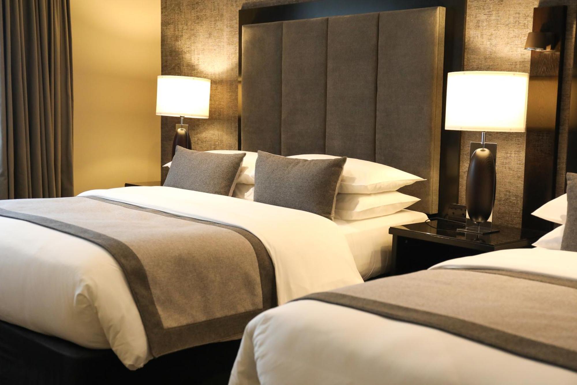Killarney Oaks Hotel ภายนอก รูปภาพ