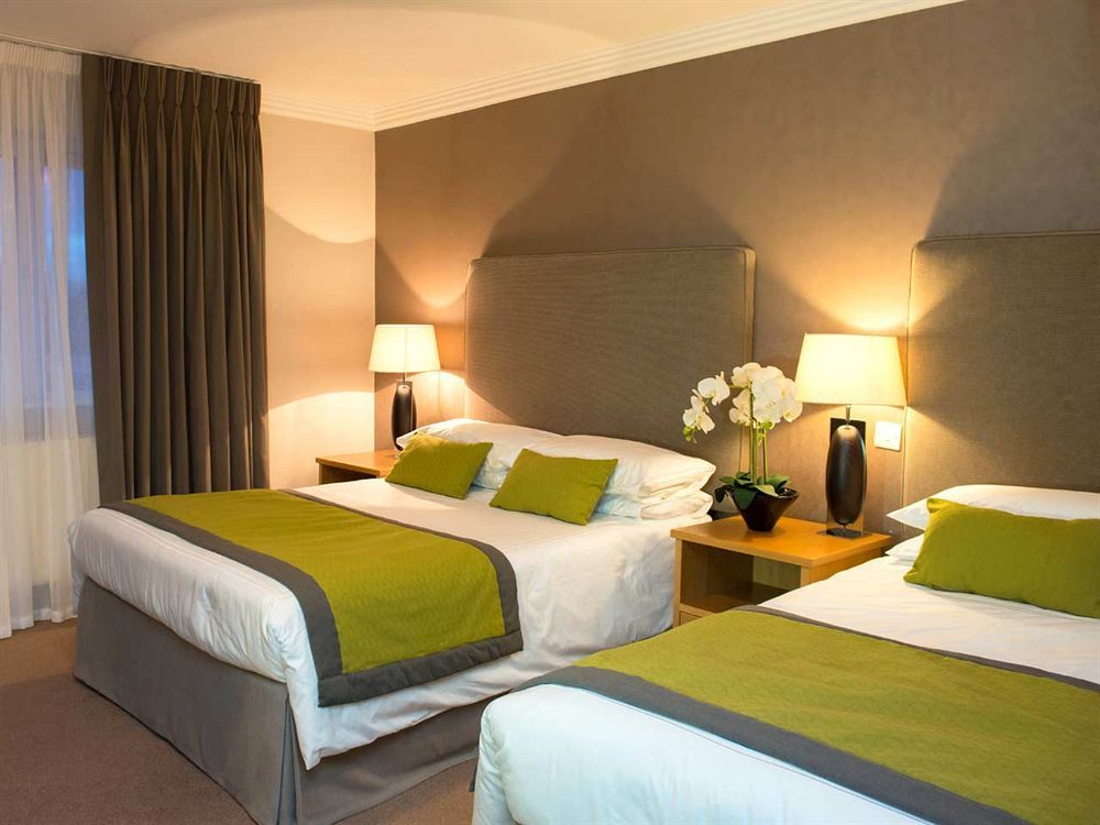 Killarney Oaks Hotel ภายนอก รูปภาพ