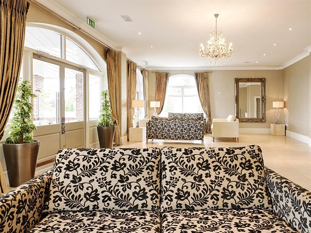 Killarney Oaks Hotel ภายนอก รูปภาพ
